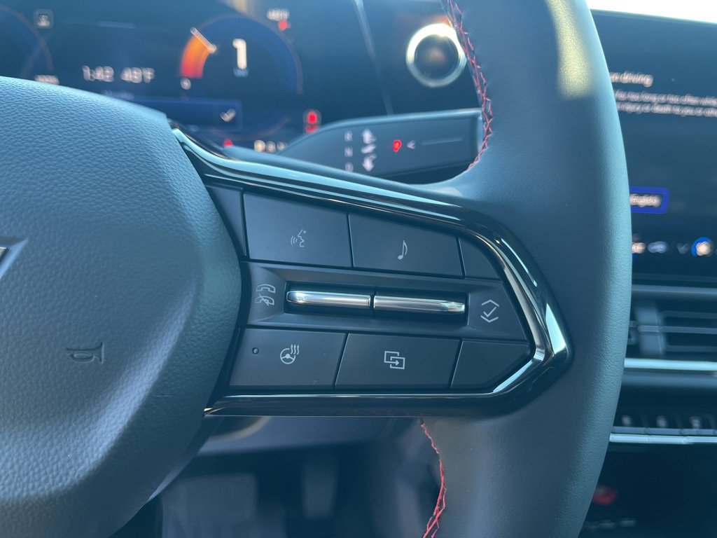 New 2025 Chevrolet Equinox EV RS image 22