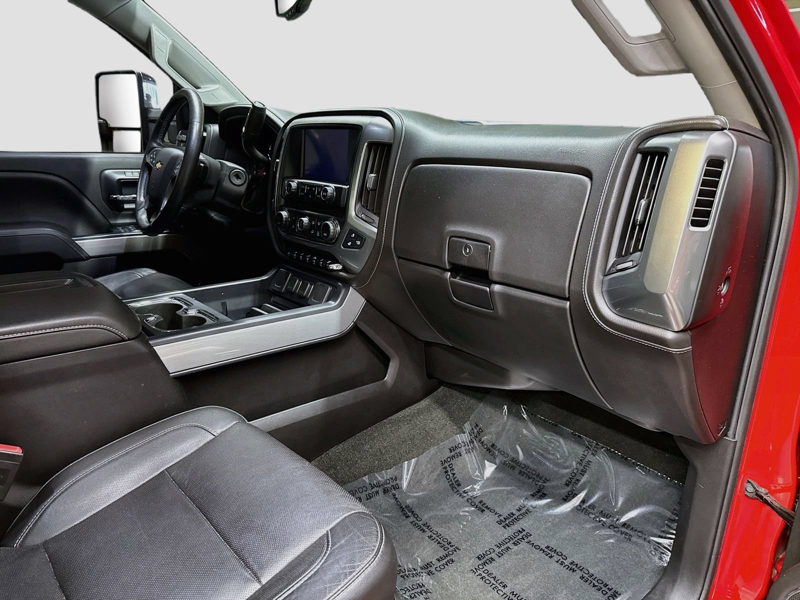 Used 2015 Chevrolet Silverado 2500 LTZ w/ LTZ Plus Package AWD/4WD image 32