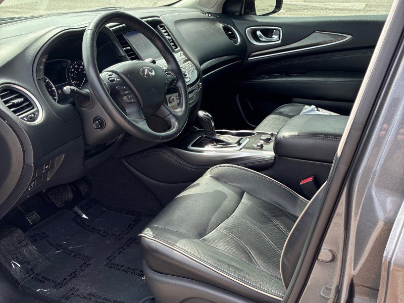 Used 2019 INFINITI QX60 Luxe w/ Essential Package image 15