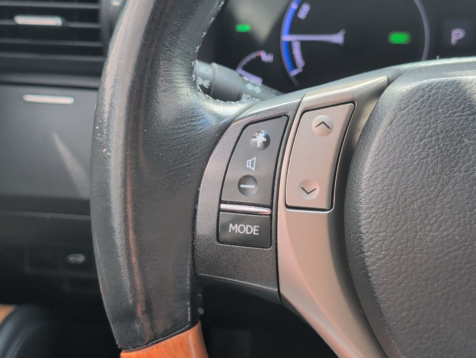 Used 2014 Lexus RX 450h FWD image 14