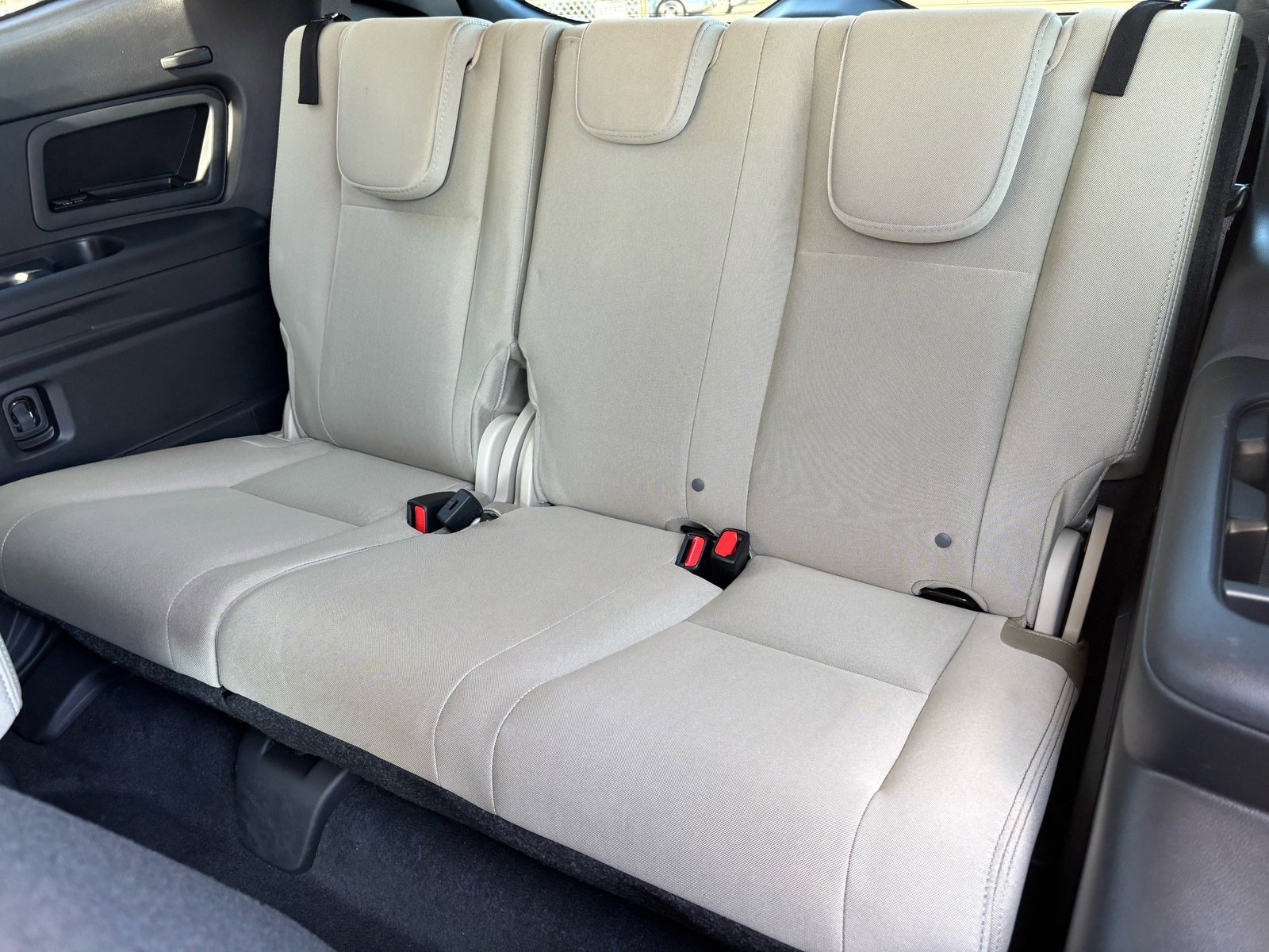 Used 2025 Subaru Ascent Premium w/ Premium Package image 13