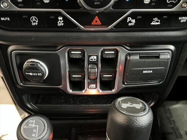 Certified 2024 Jeep Wrangler Sahara w/ Safety Group image 28