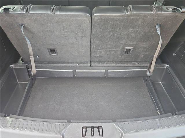 Used 2024 Ford Explorer XLT w/ Equipment Group 202A AWD/4WD image 6