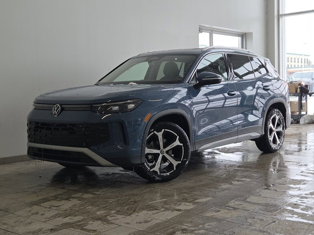 New 2026 Volkswagen Tiguan SE image 2