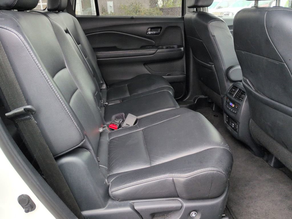 Used 2019 Honda Pilot Touring image 23