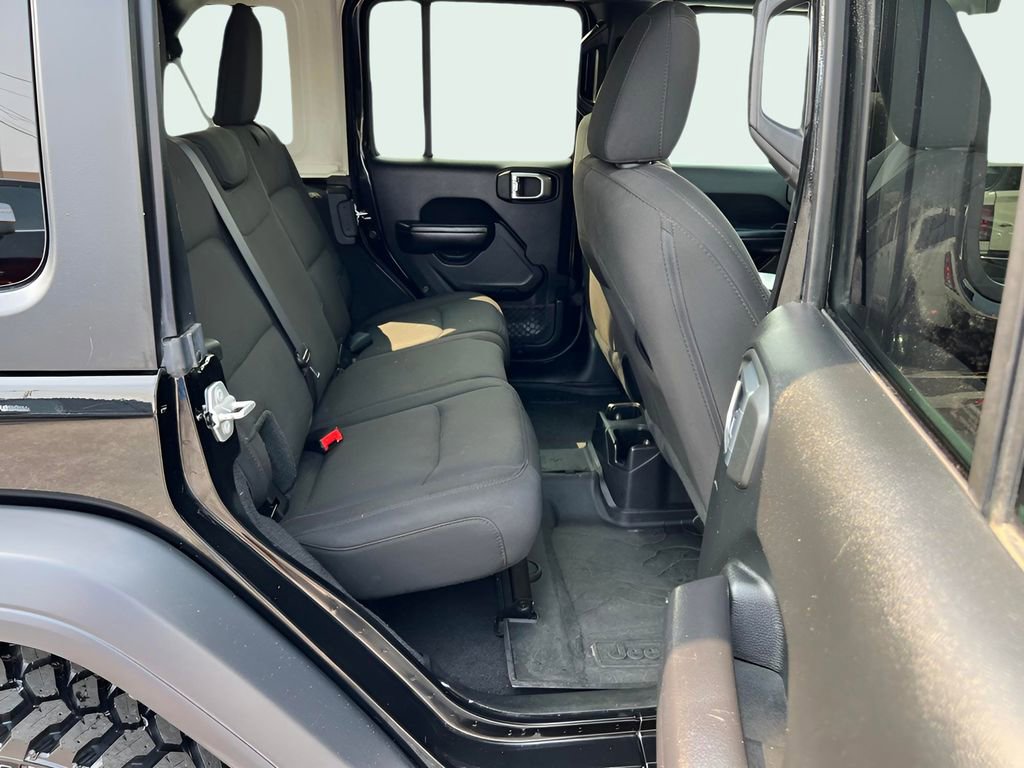 Used 2020 Jeep Wrangler Unlimited Willys image 18