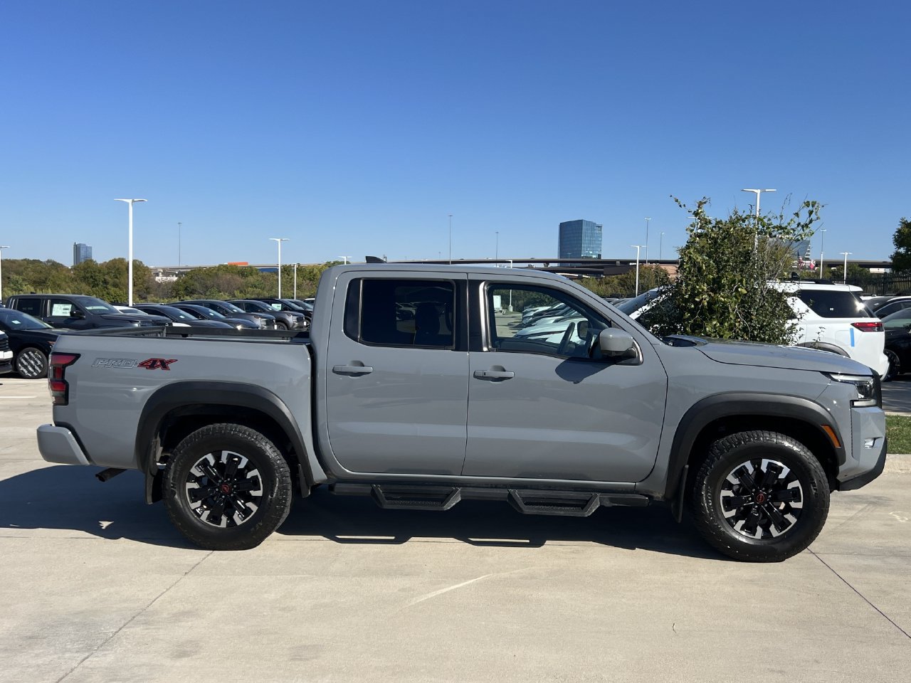 Used 2024 Nissan Frontier PRO-4X w/ Pro Convenience Package AWD/4WD image 3