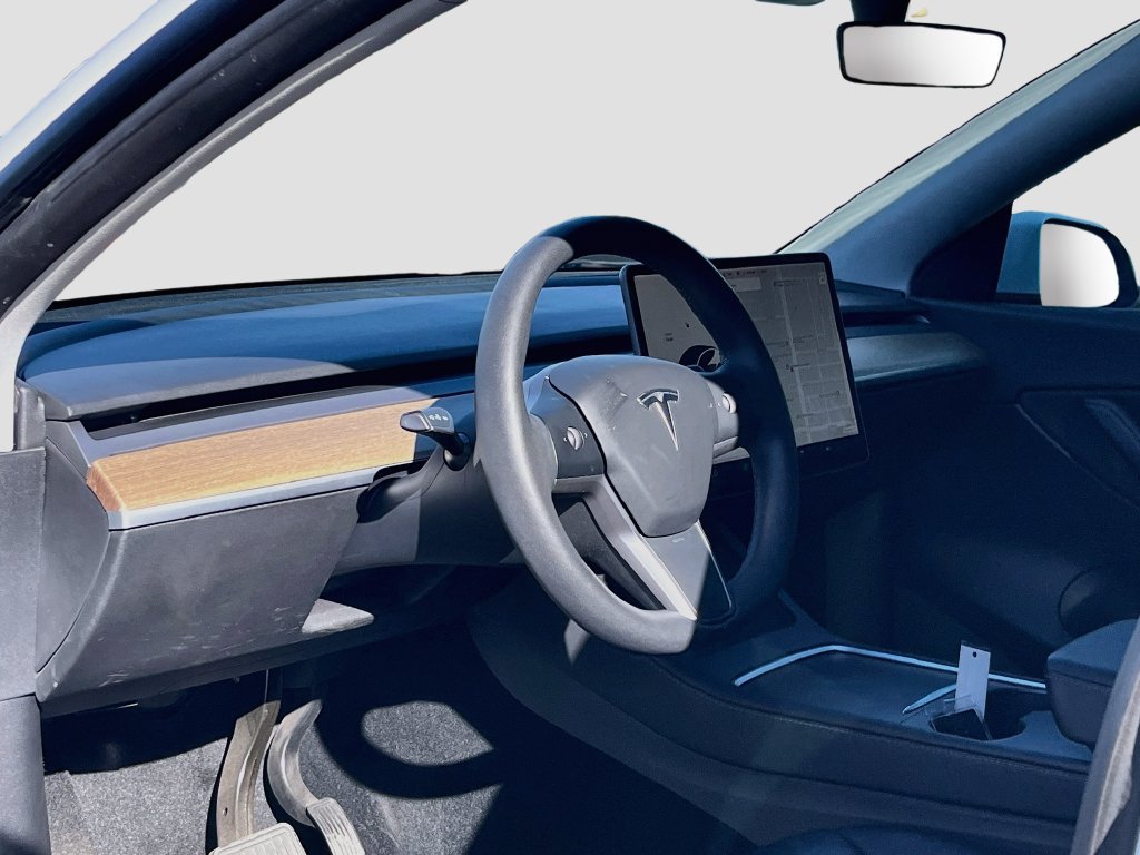 Used 2021 Tesla Model Y Long Range AWD/4WD image 9