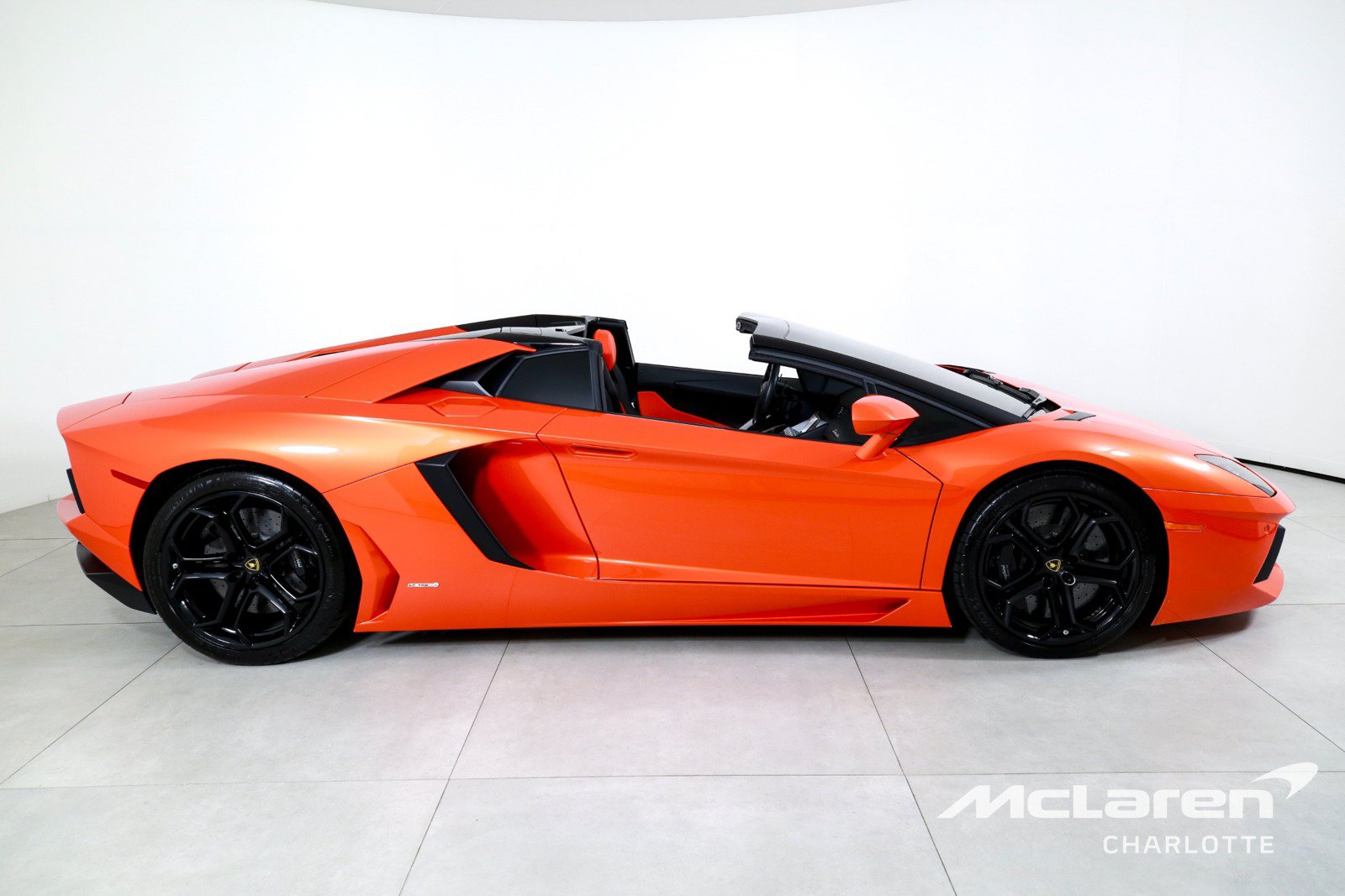 Used 2014 Lamborghini Aventador LP 700-4 AWD/4WD image 11