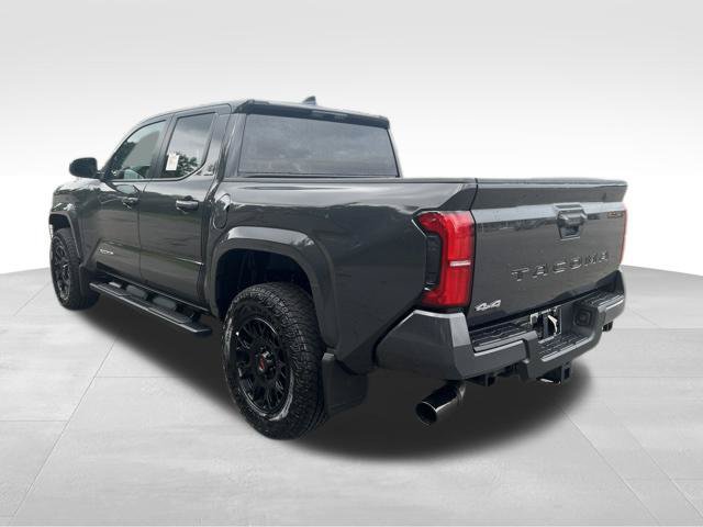 New 2026 Toyota Tacoma SR5 AWD/4WD image 3