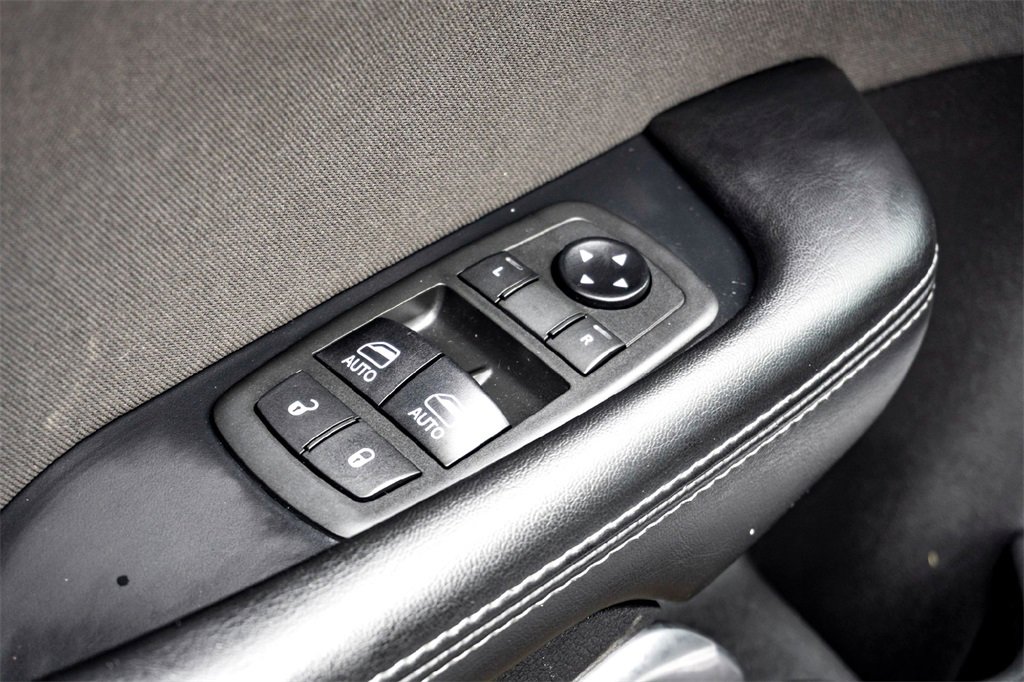 Used 2021 Dodge Challenger SXT w/ Blacktop Package image 11