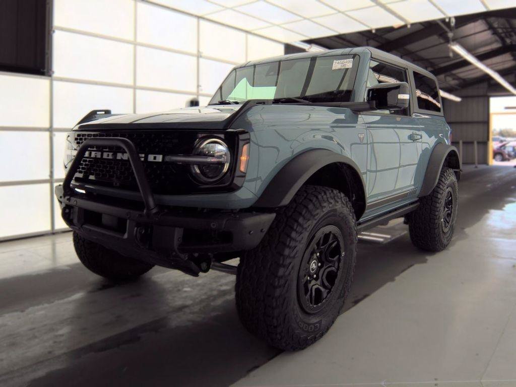 Used 2021 Ford Bronco First Edition AWD/4WD image 4