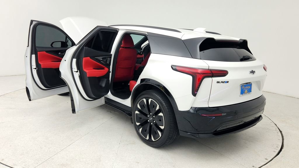 Certified 2024 Chevrolet Blazer EV RS image 12