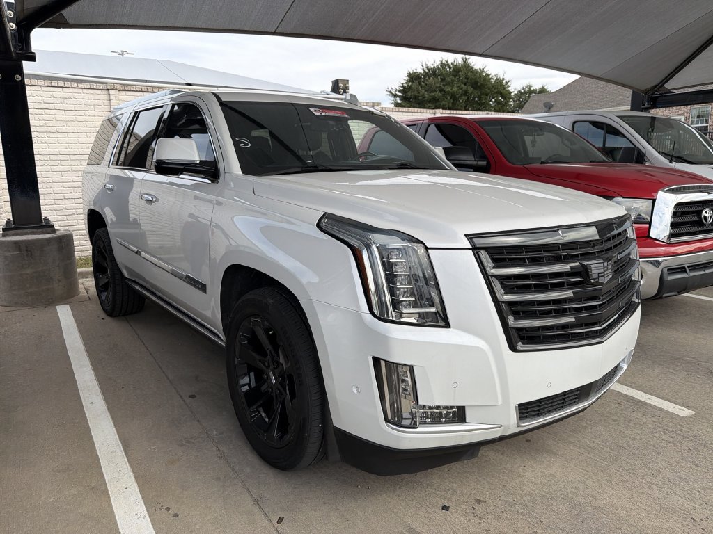 Used 2020 Cadillac Escalade Platinum RWD image 1