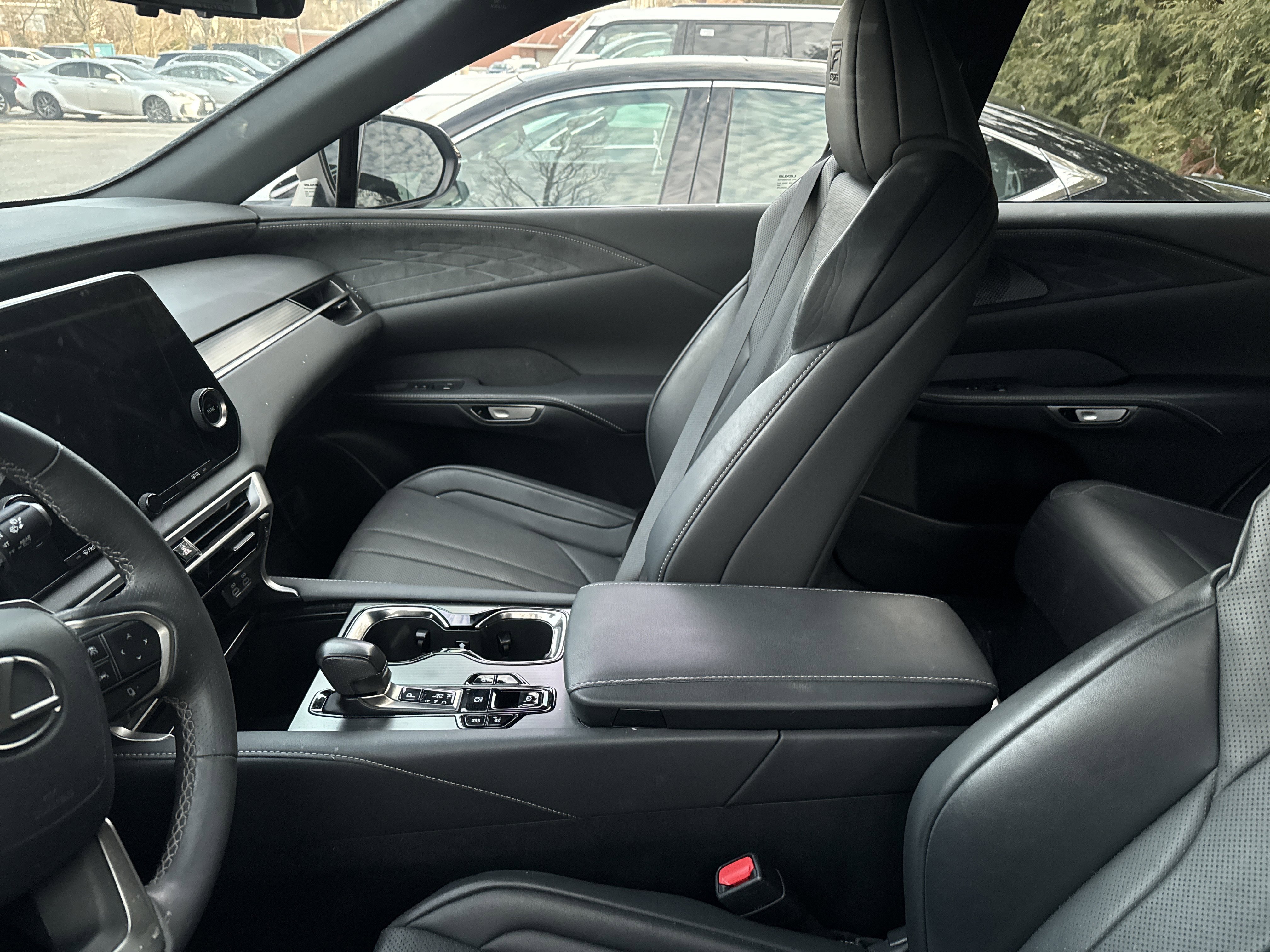 Used 2024 Lexus RX 350 F Sport w/ Technology Package image 11