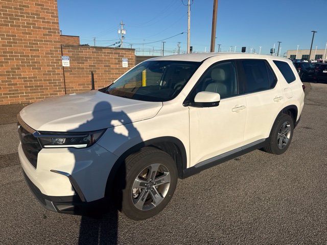 Used 2025 Honda Pilot EX-L image 1