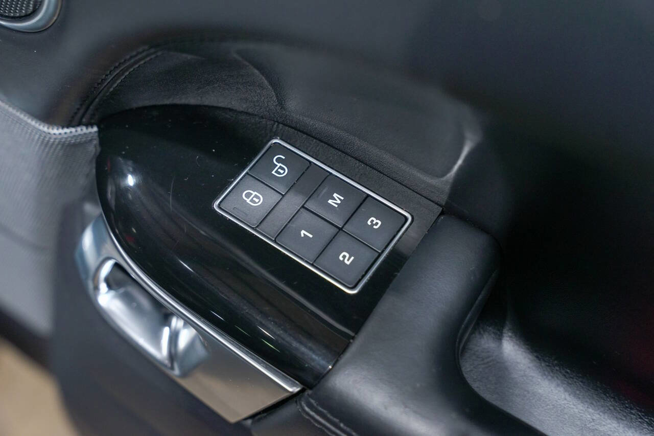 Used 2019 Land Rover Range Rover Sport HSE Dynamic image 39