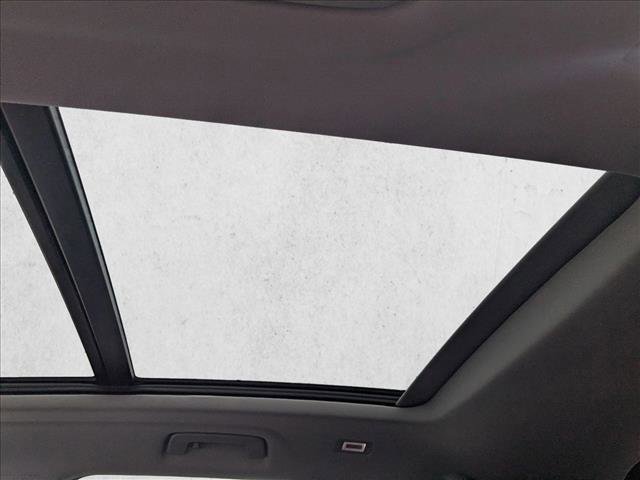 Used 2025 Audi Q5 Premium w/ Convenience Package image 21