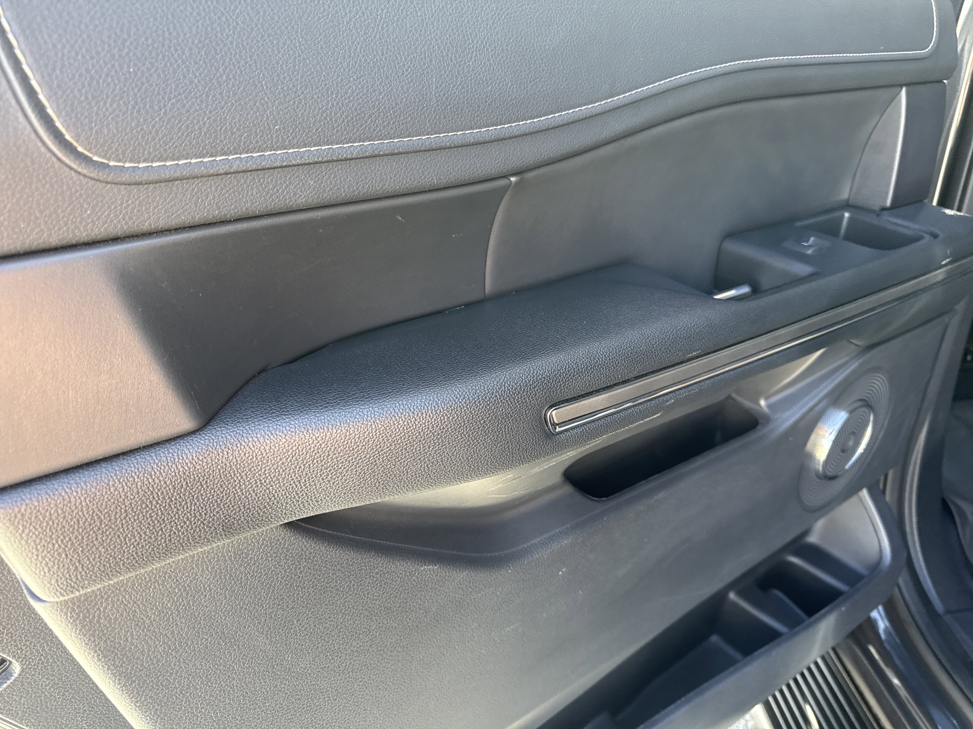 Used 2022 Ford Expedition Max XLT image 11