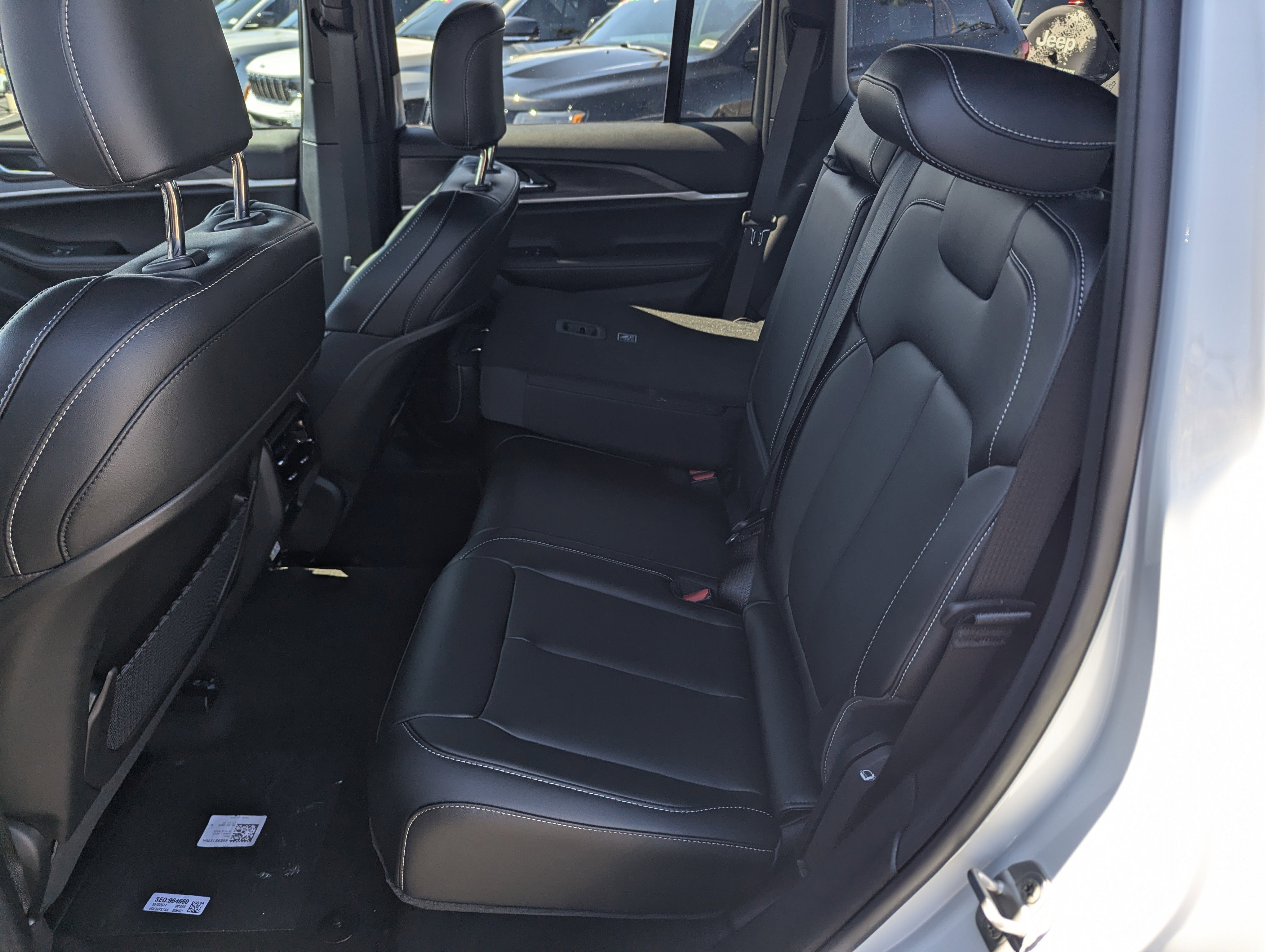 New 2025 Jeep Grand Cherokee Limited w/ Trailer Tow Package image 8