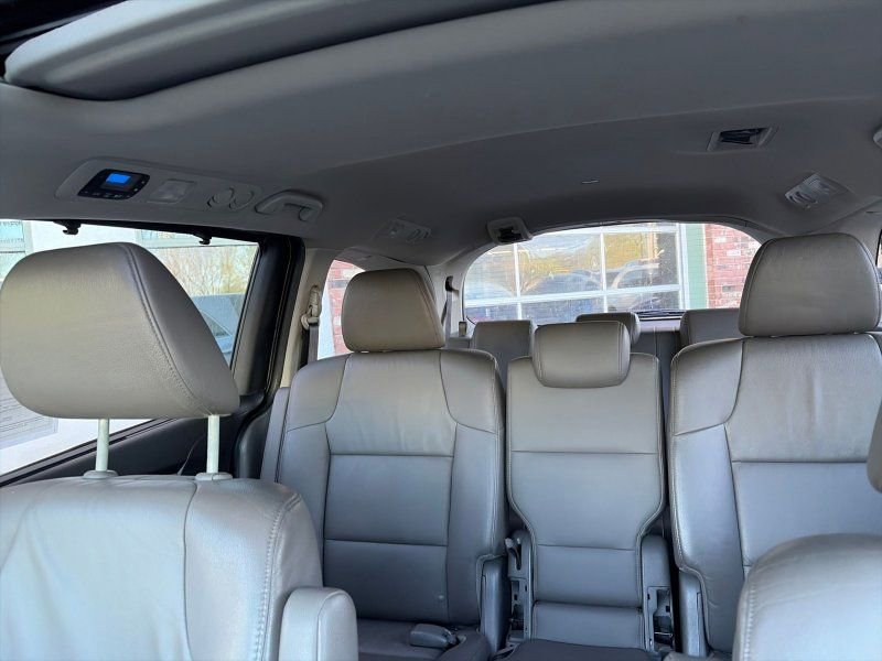Used 2012 Honda Odyssey EX-L image 25