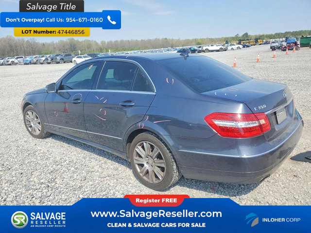 Used 2013 Mercedes-Benz E 350 Sedan image 3