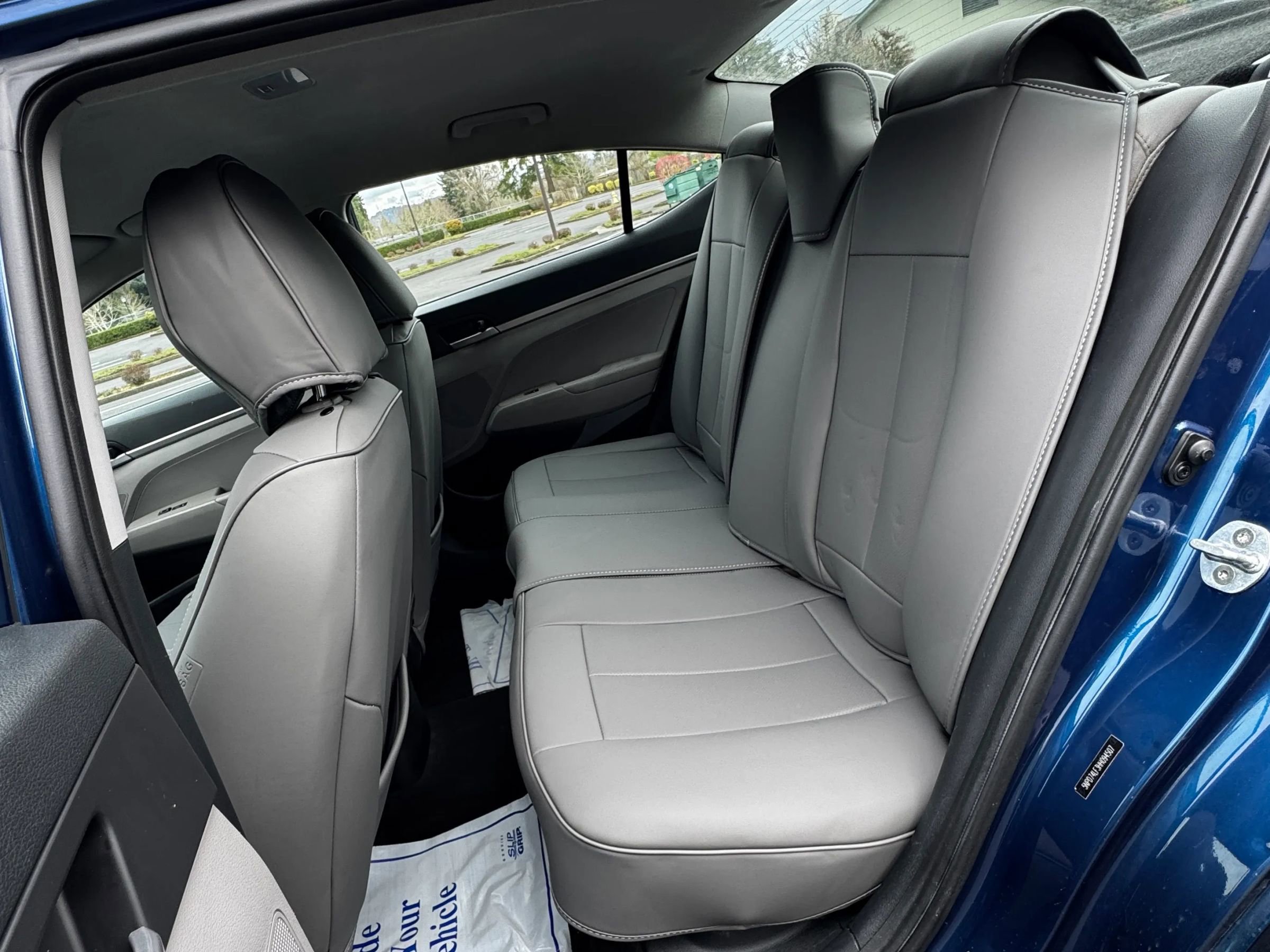 Used 2017 Hyundai Elantra SE image 10