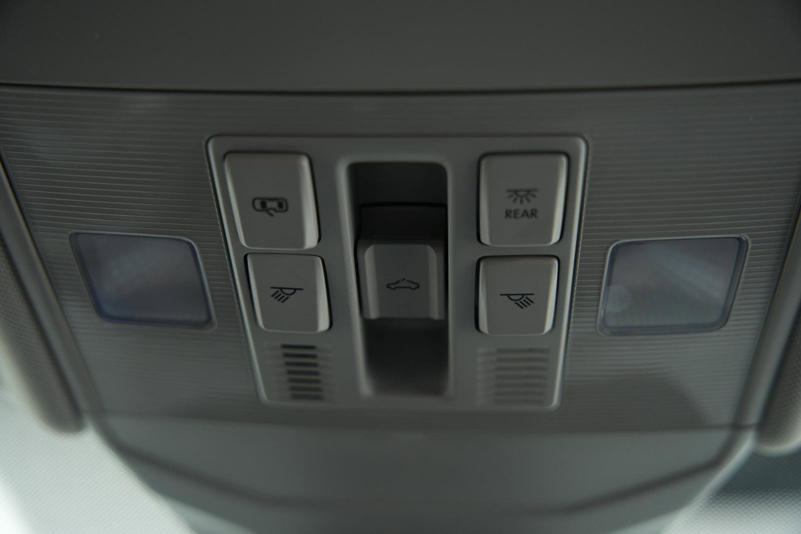 Used 2025 Volkswagen Jetta SE image 40