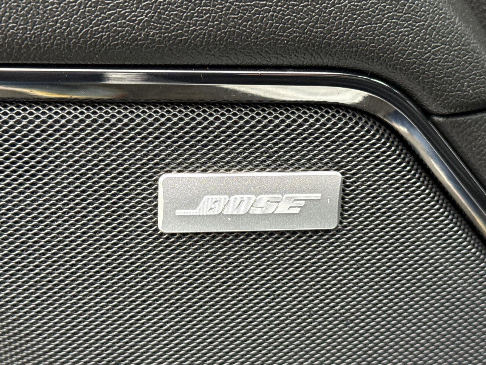 Used 2024 GMC Sierra 1500 AT4 w/ Technology Package image 18