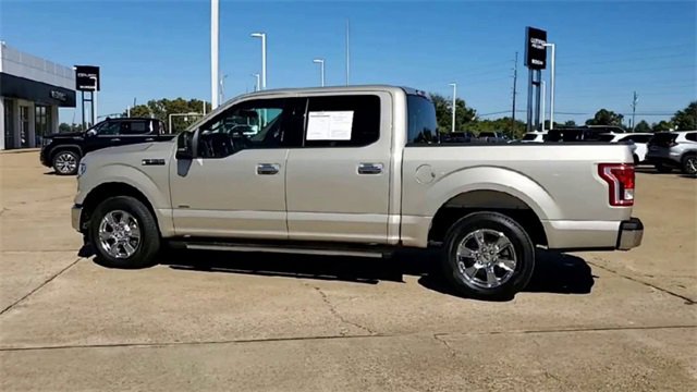 Used 2017 Ford F150 XLT w/ Equipment Group 301A Mid image 6
