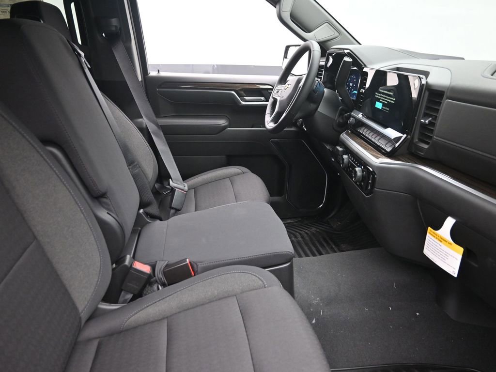 New 2026 Chevrolet Silverado 1500 LT w/ Z71 Off-Road Package AWD/4WD image 7