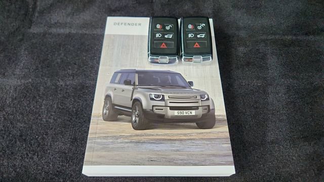 Used 2024 Land Rover Discovery Dynamic SE AWD/4WD image 63