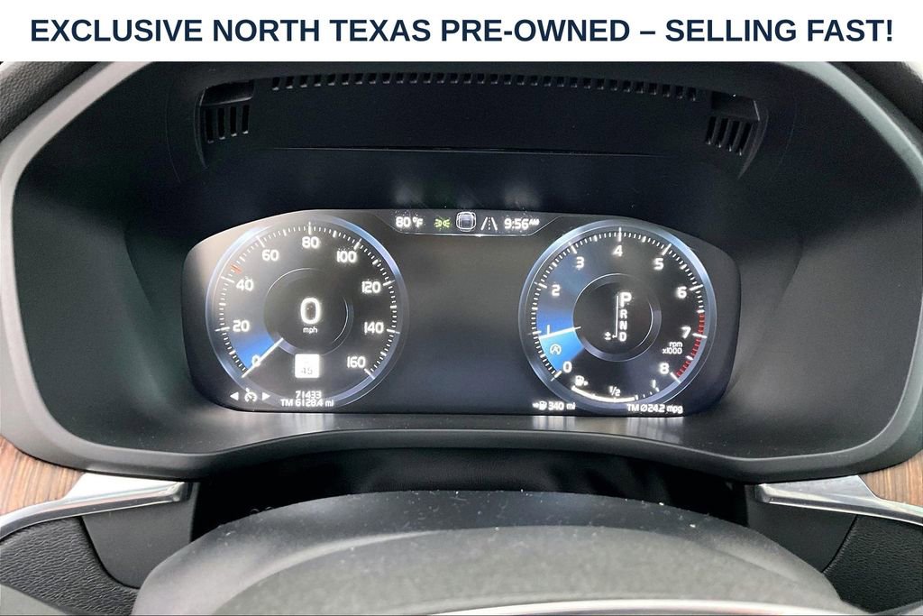 Used 2021 Volvo XC60 T5 Momentum w/ Premium Package FWD image 28