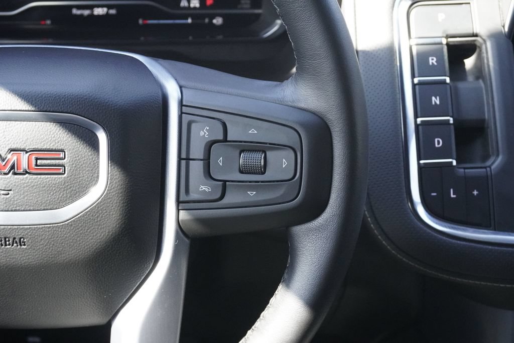 Used 2022 GMC Yukon SLT AWD/4WD image 12