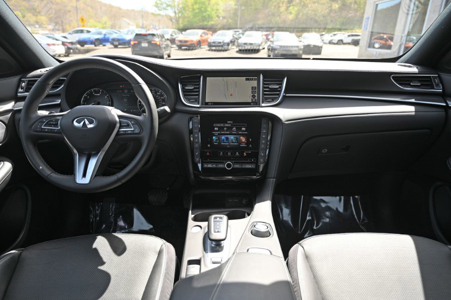 Used 2023 INFINITI QX50 Sport AWD/4WD image 16