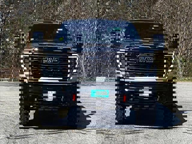 New 2026 GMC Sierra 2500 AT4X w/ LPO, Black Badging Package image 9