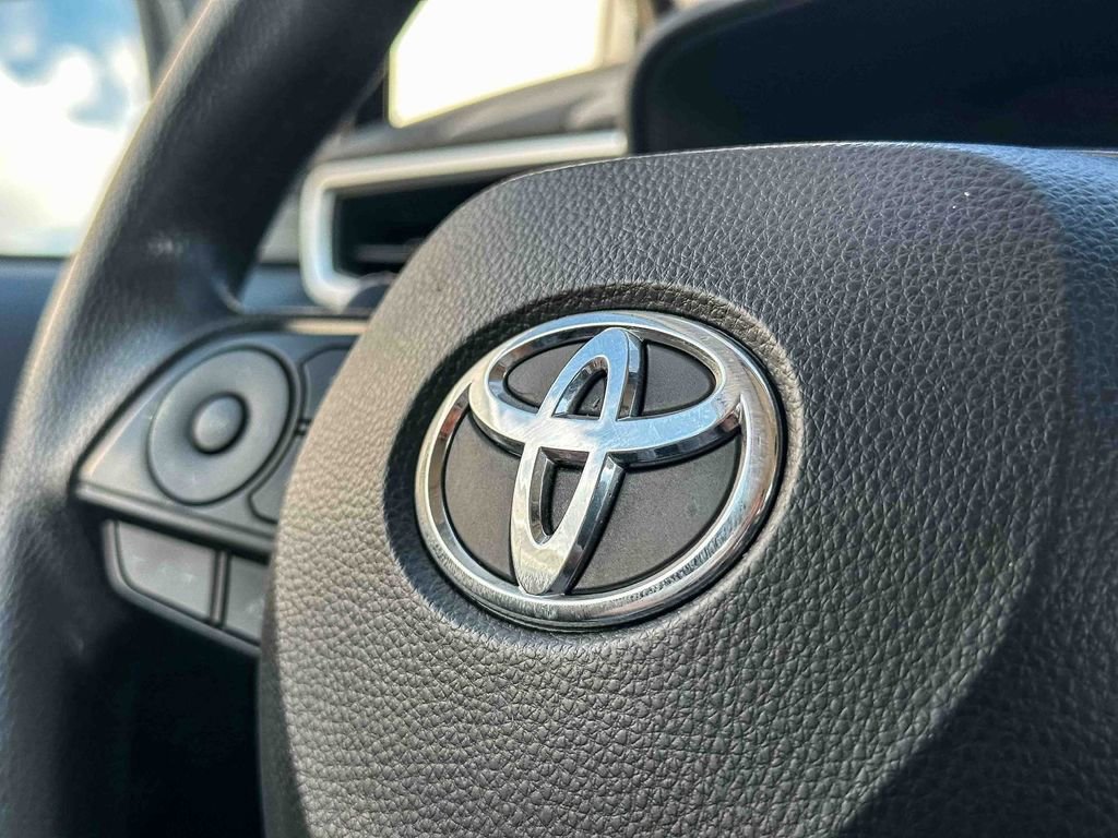 Used 2024 Toyota Corolla LE image 28