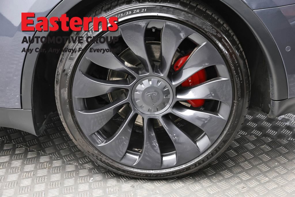 Used 2022 Tesla Model Y Performance image 8