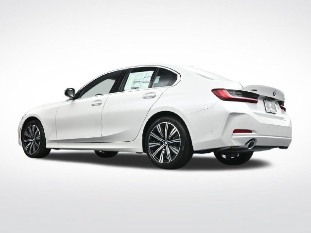 New 2026 BMW 330i xDrive Sedan w/ Premium Package AWD/4WD image 34