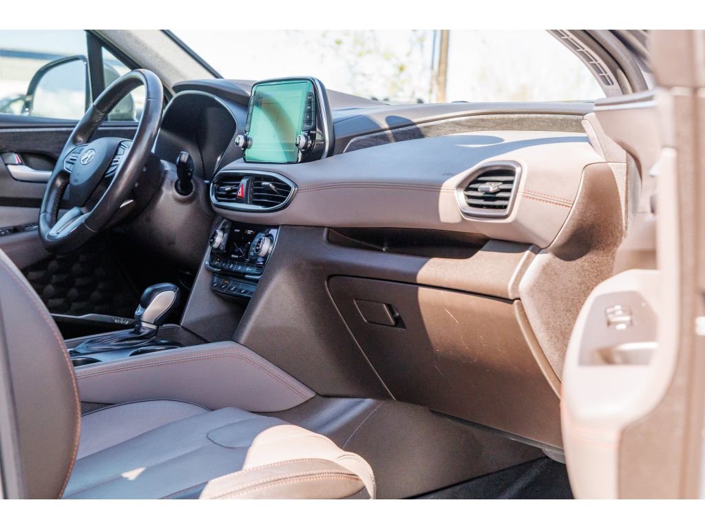 Used 2019 Hyundai Santa Fe AWD image 10