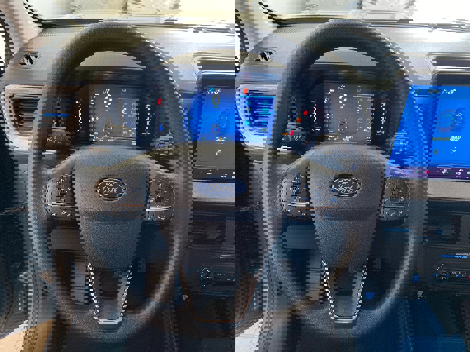 New 2026 Ford Maverick XLT image 24