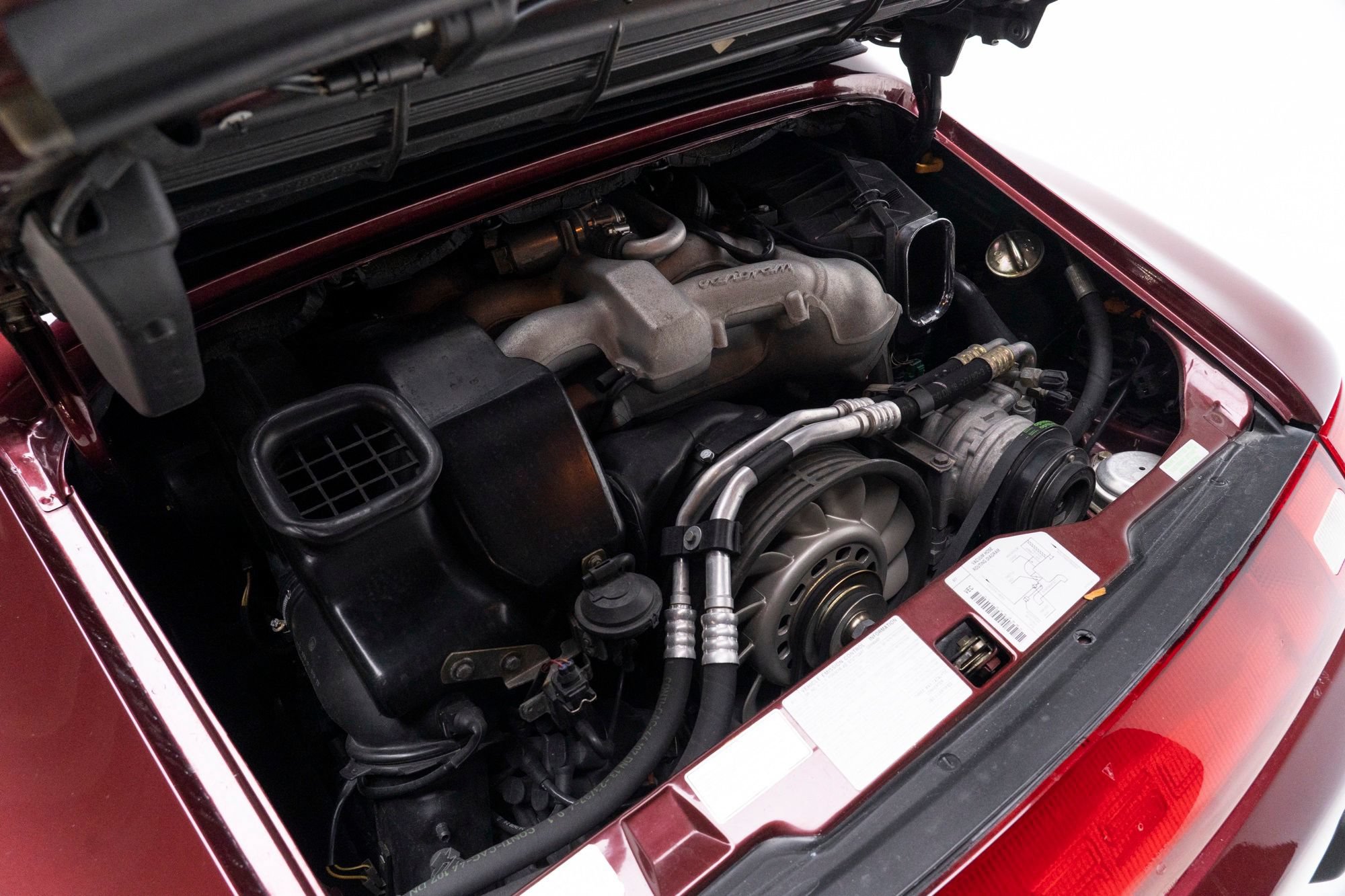 Used 1998 Porsche 911 Carrera RWD image 42