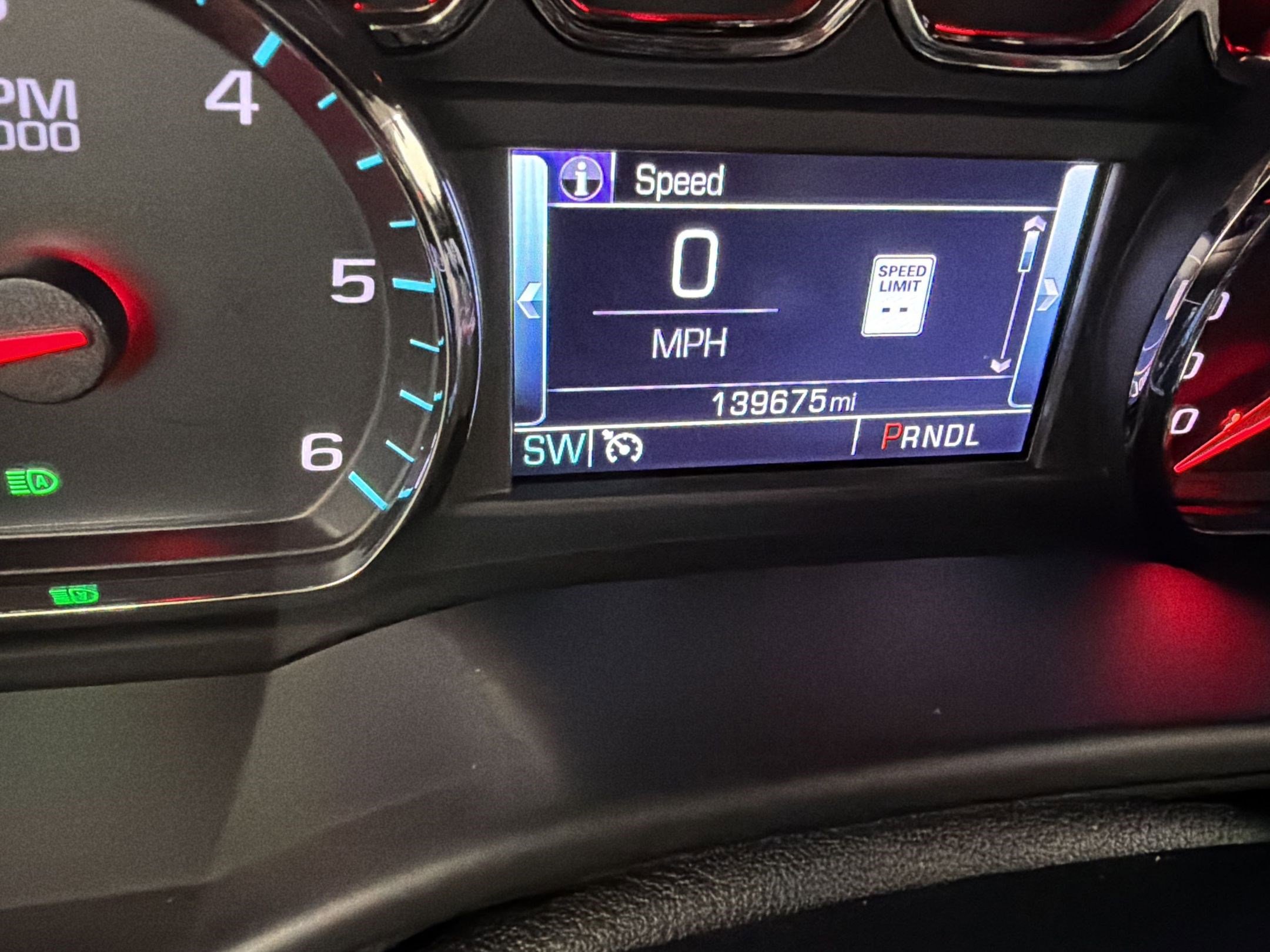Used 2019 Chevrolet Tahoe Premier RWD image 18