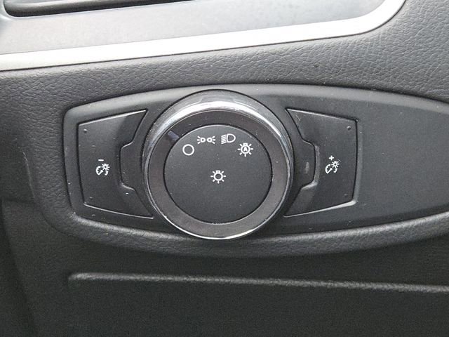 Used 2018 Ford Edge SEL AWD/4WD image 8