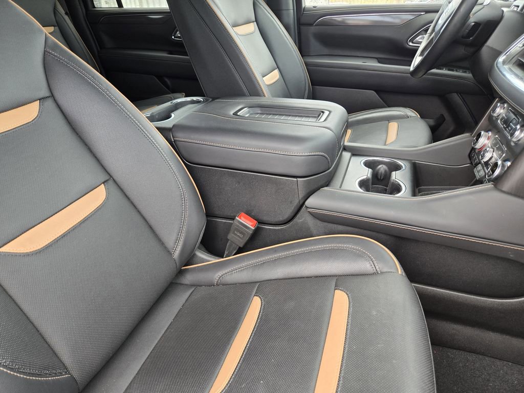 Certified 2024 GMC Yukon XL AT4 w/ Technology Package image 8