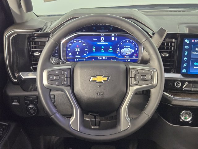 Used 2023 Chevrolet Silverado 1500 LT AWD/4WD image 21