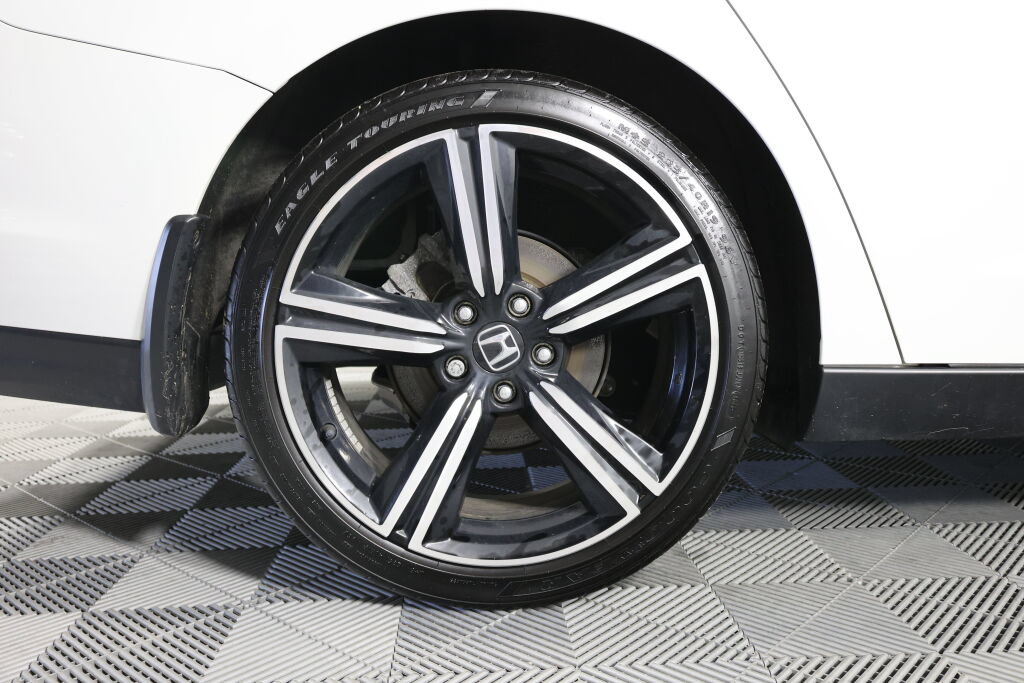 Used 2024 Honda Accord Sport image 7