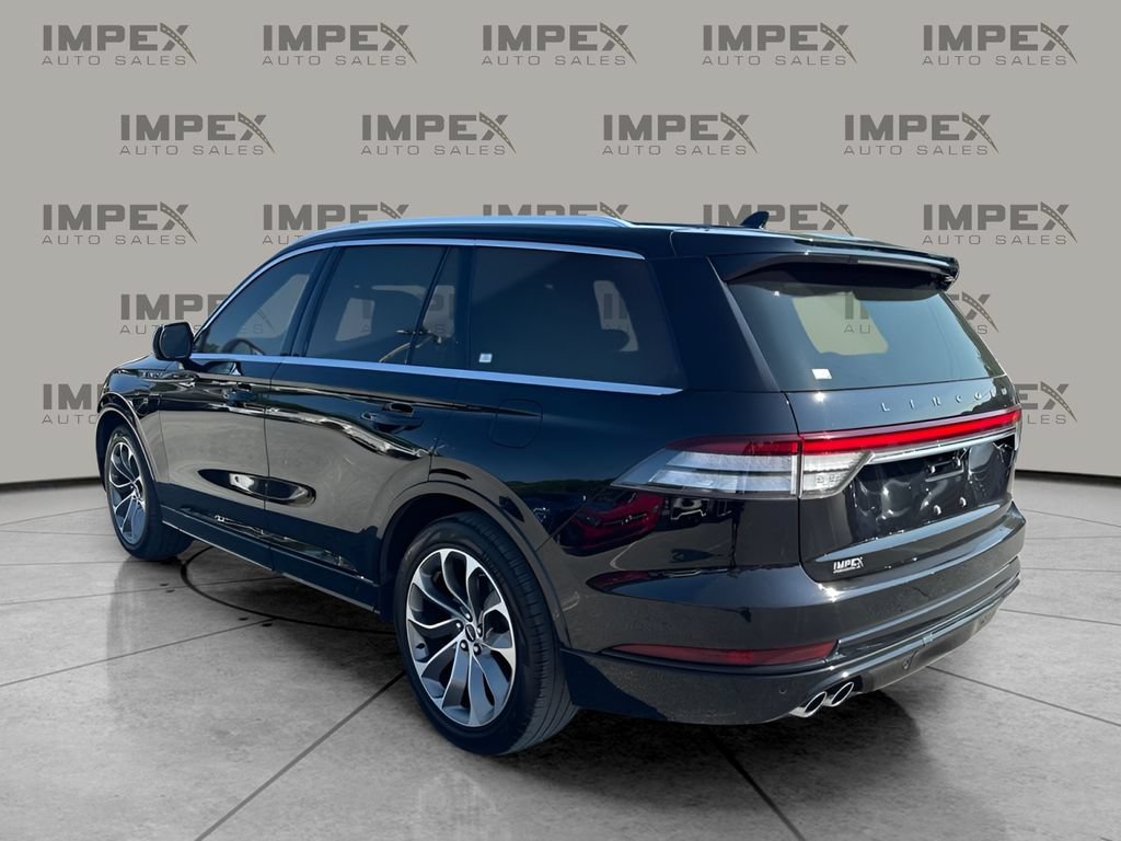 Used 2021 Lincoln Aviator Grand Touring w/ Equipment Group 302A AWD/4WD image 3
