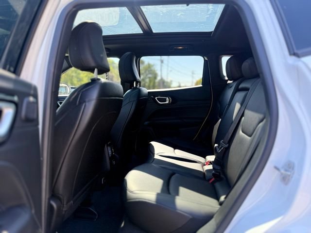 New 2025 Jeep Compass Limited w/ Sun & Sound Group AWD/4WD image 19