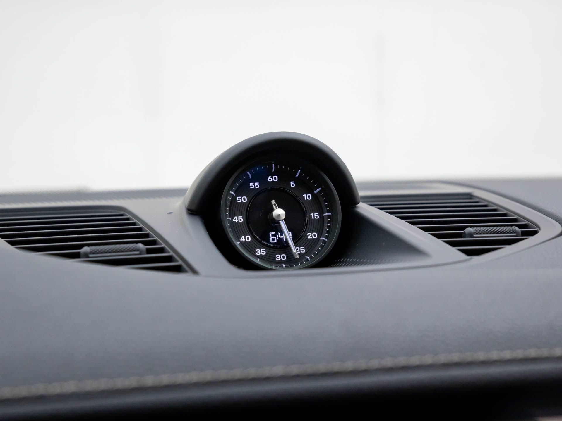 New 2026 Porsche Panamera 4 image 27